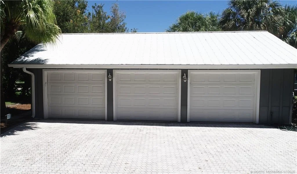 Photo of 114 N Sewalls Point Road