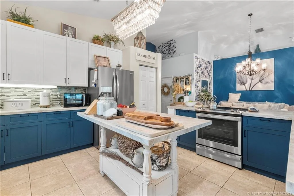 Photo of 6839 SE Twin Oaks Circle