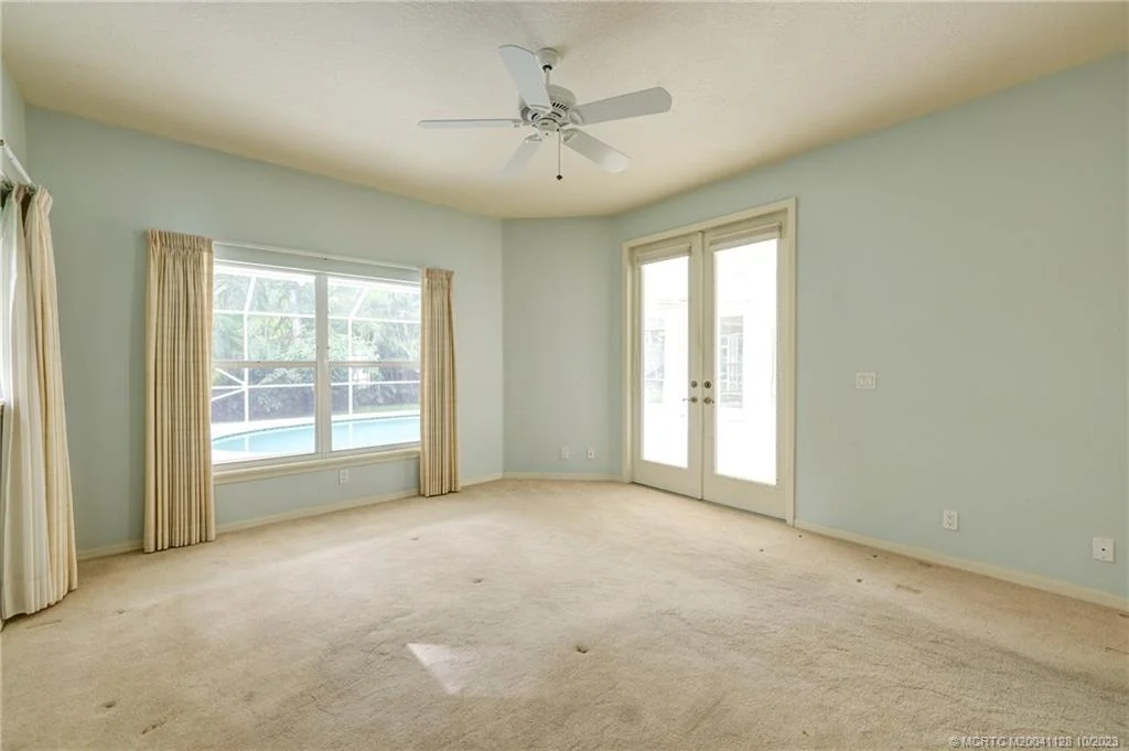 Photo of 9 Oakwood Drive