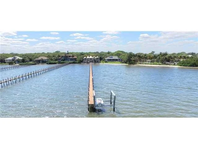 Photo of 10 S Sewalls Point Road