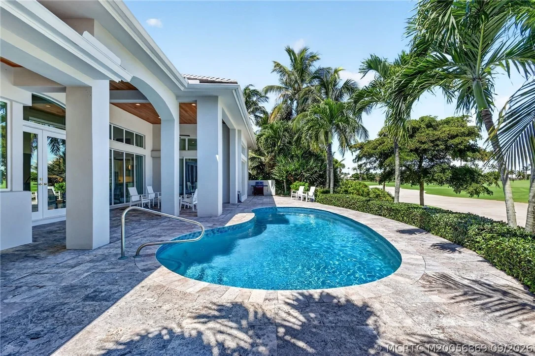 Photo of 7037 SE Harbor Circle