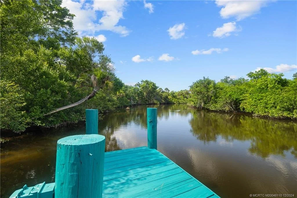 Photo of 275 SW Lost River Road
