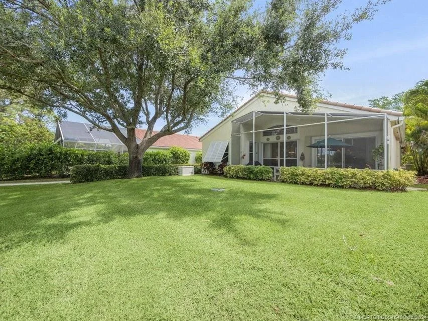Photo of 7136 SE Twin Oaks Circle