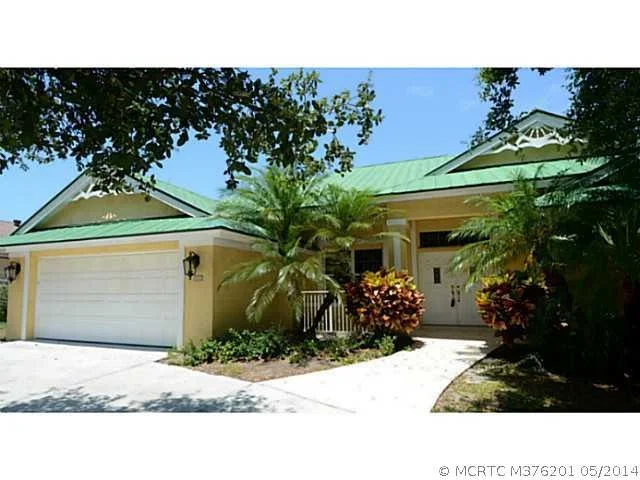 Photo of 2245 SE Saint Lucie Boulevard