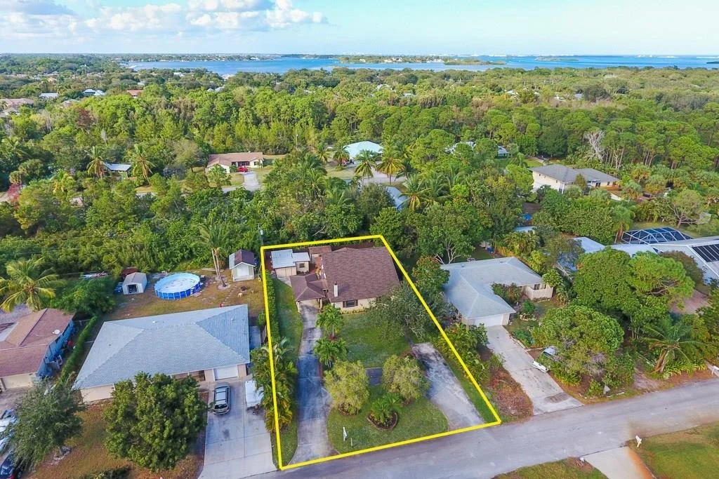 Photo of 4961 SE Pompano Terrace