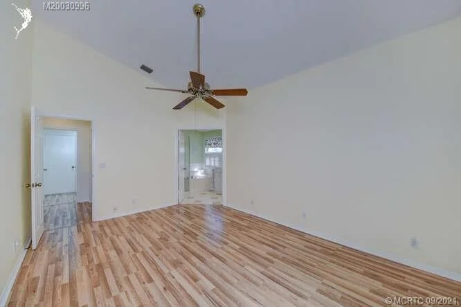 Photo of 7011 SE Cutler Trail