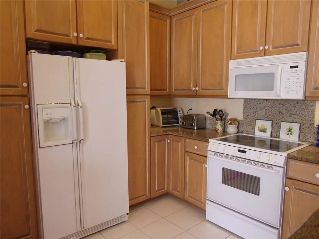 Photo of 7325 SE Seagate Lane SE