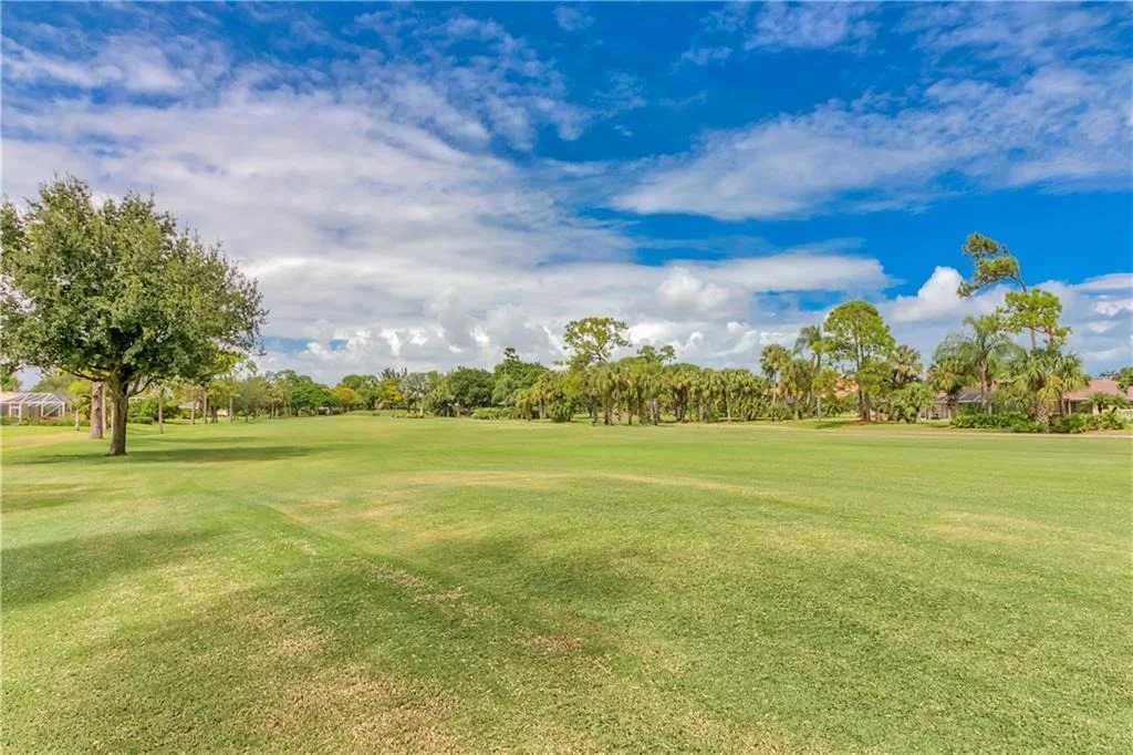 Photo of 3881 SE Fairway West