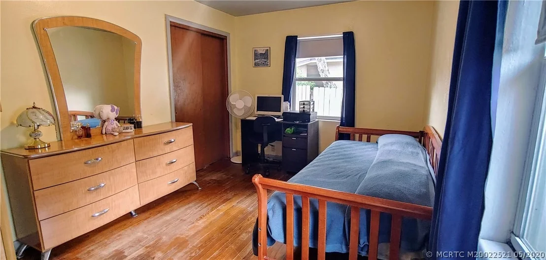 Photo of 4352 Jammes Road