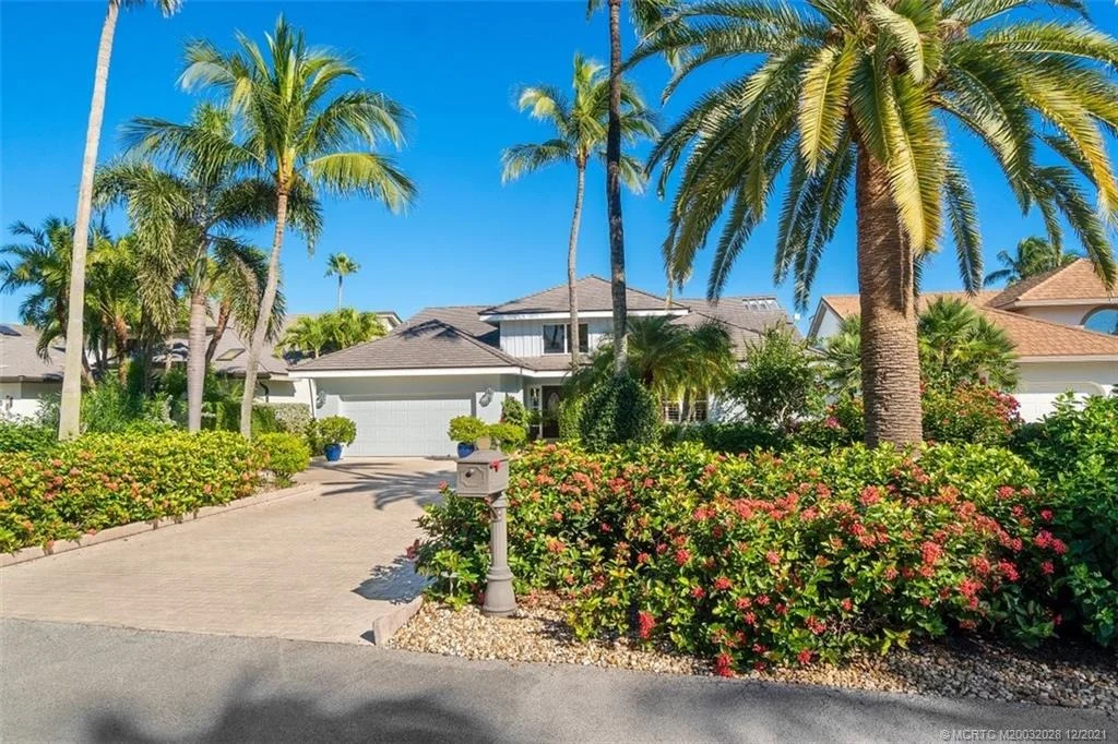 Photo of 6947 SE Harbor Circle