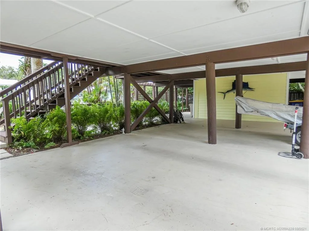 Photo of 765 SW Rustic Circle