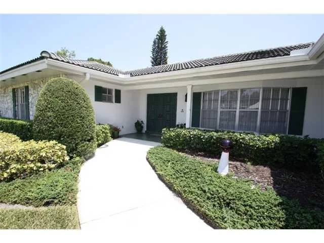 Photo of 3400 SE Golf Trail