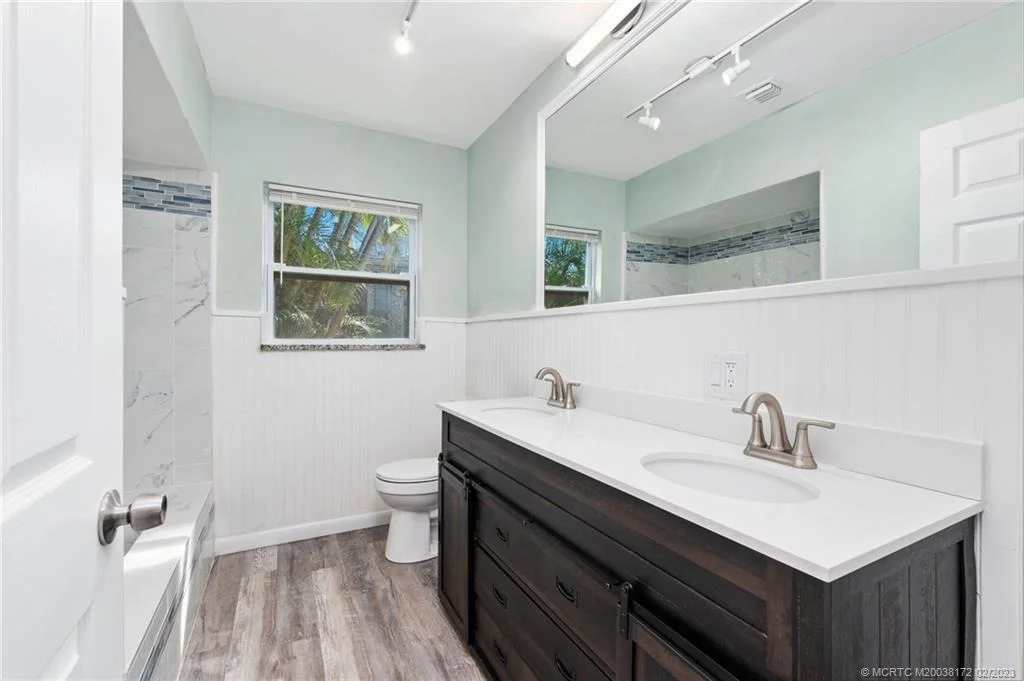 Photo of 1028 NW Fork Road