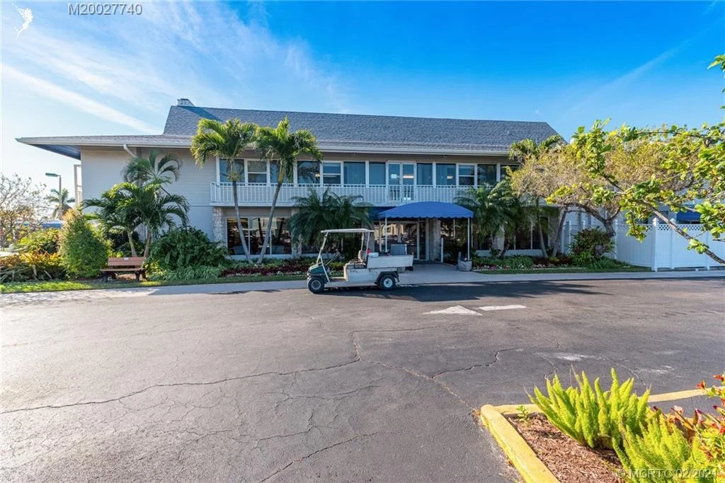 Photo of 27 Nettles Boulevard