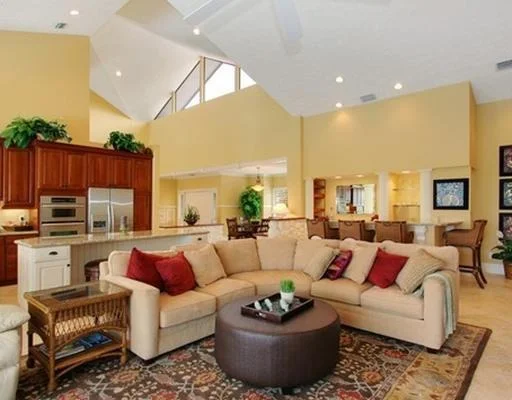 Photo of 6461 SE HARBOR Circle
