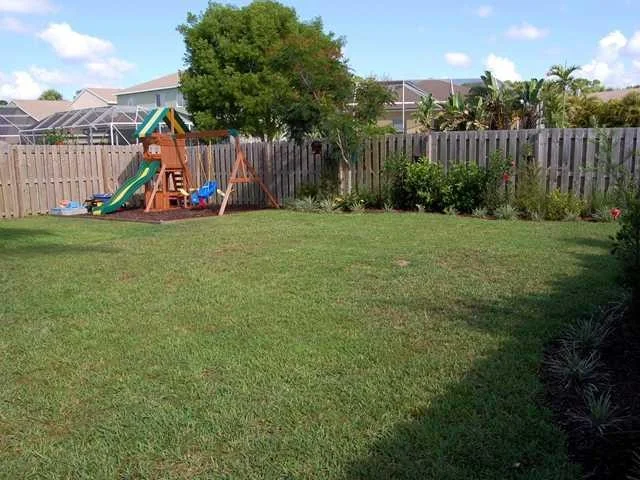 Photo of 2545 SE Springtree Place