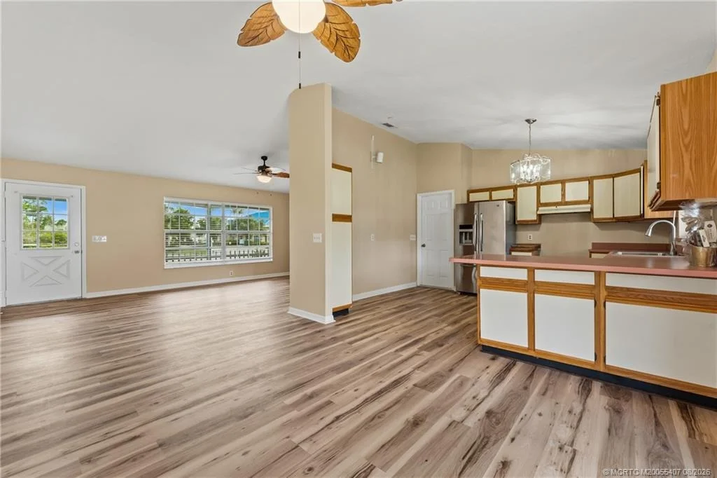 Photo of 6285 SE Highland Avenue