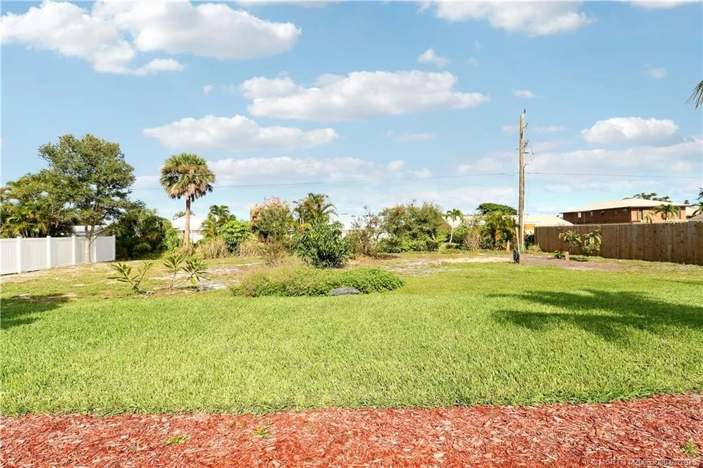 Photo of 5439 SE Horseshoe Point Road