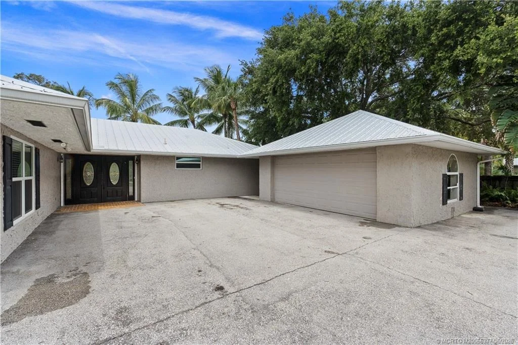 Photo of 53 N Sewalls Point Road