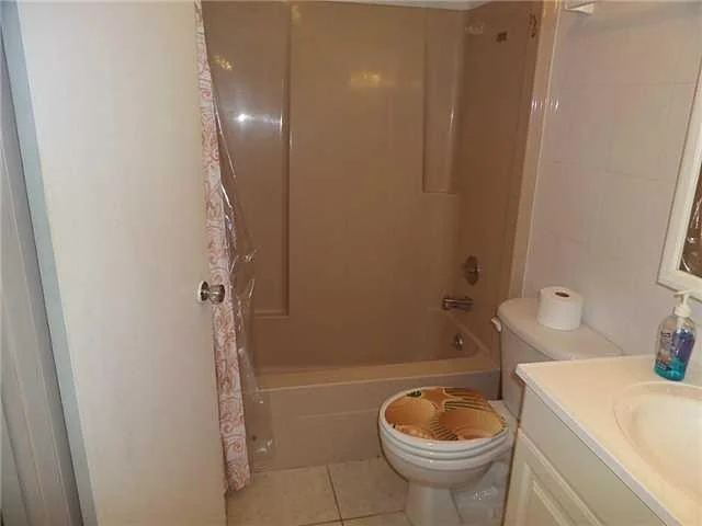 Photo of Unit 2129 at 2129 SE Edler Drive