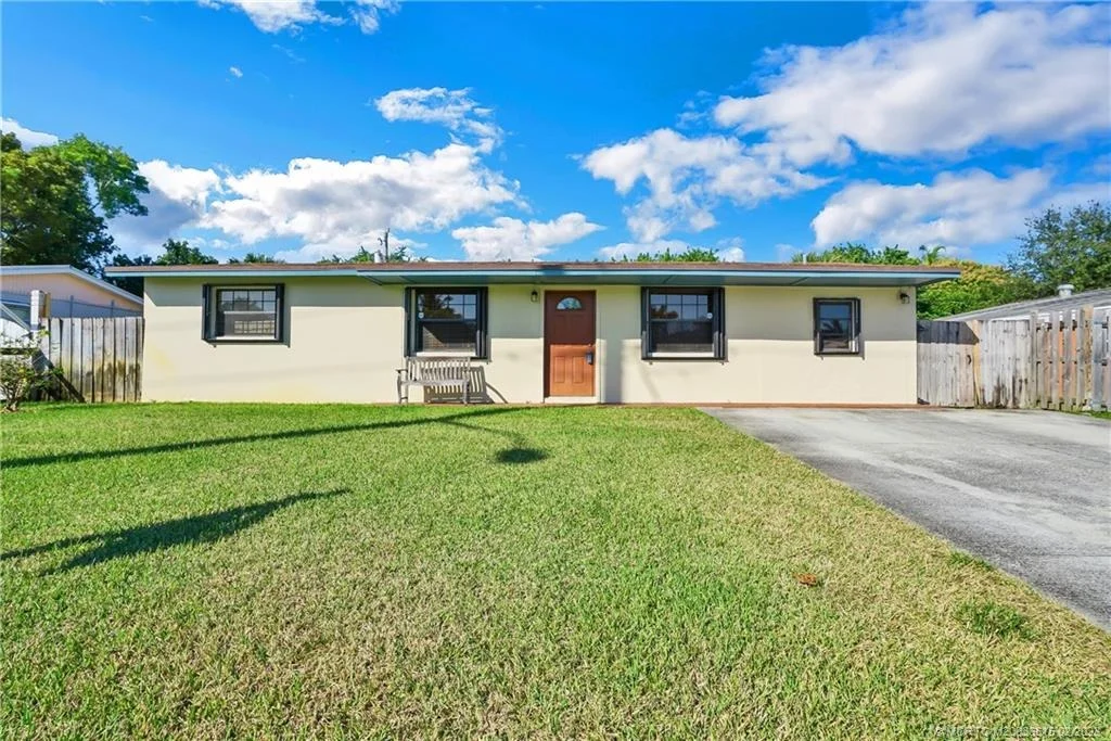 Photo of 1077 Drexel Road
