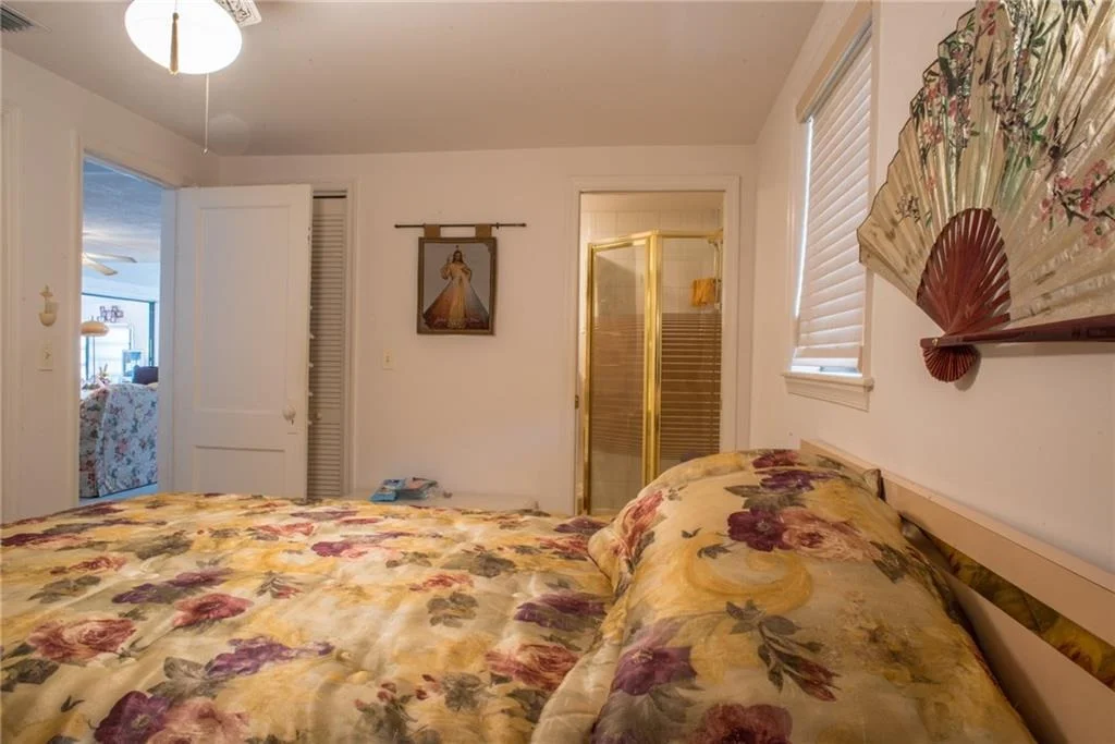 Photo of 547 SW Halpatiokee Street SW