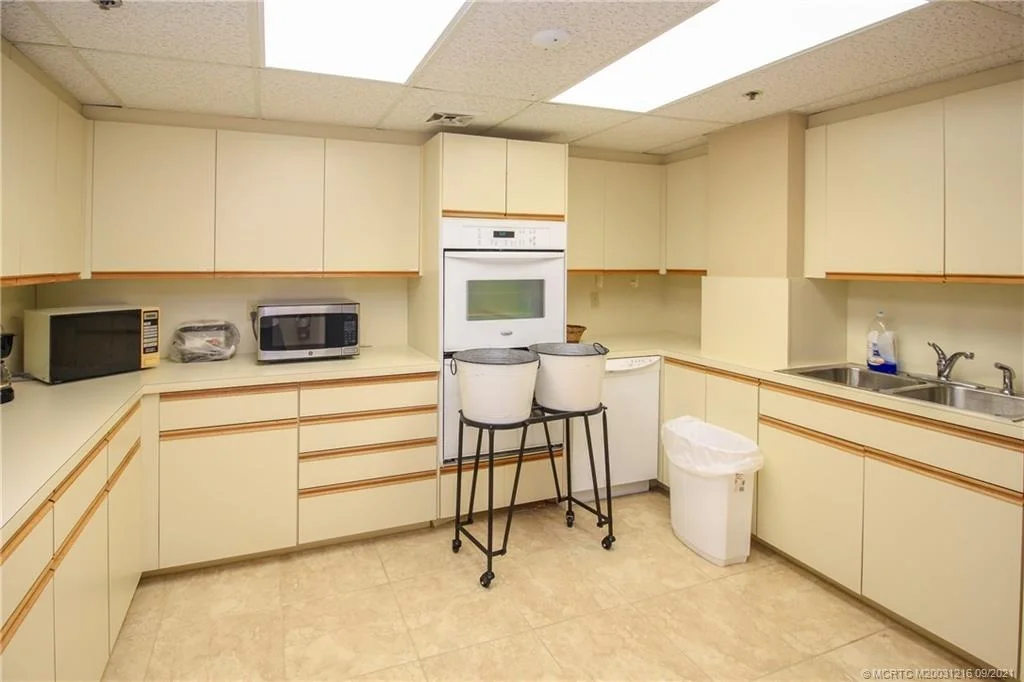 Photo of Unit PHA1 at 3100 N Highway A1A