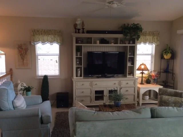 Photo of 845 Nettles Boulevard