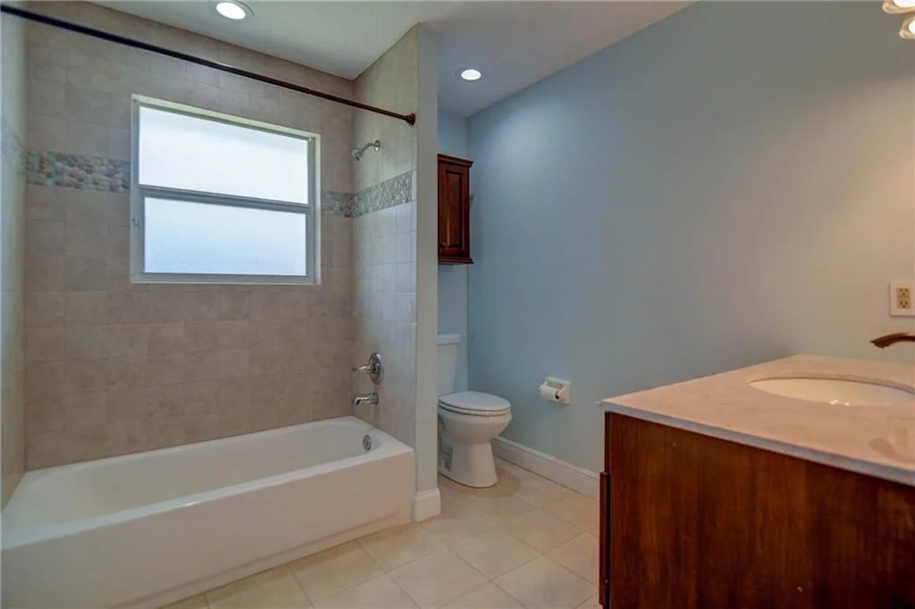 Photo of 63 NE Cypress Trail