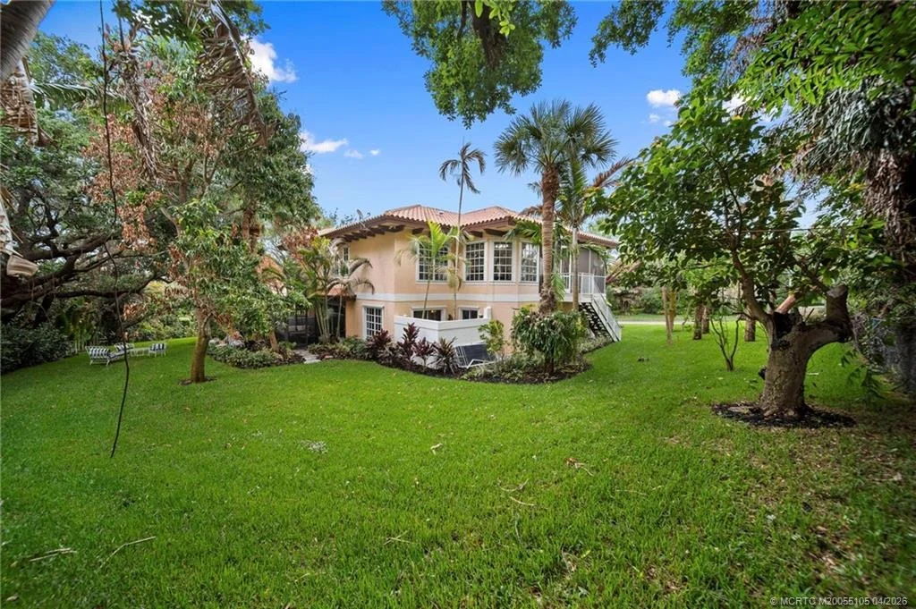Photo of 6 Castle Hill Way
