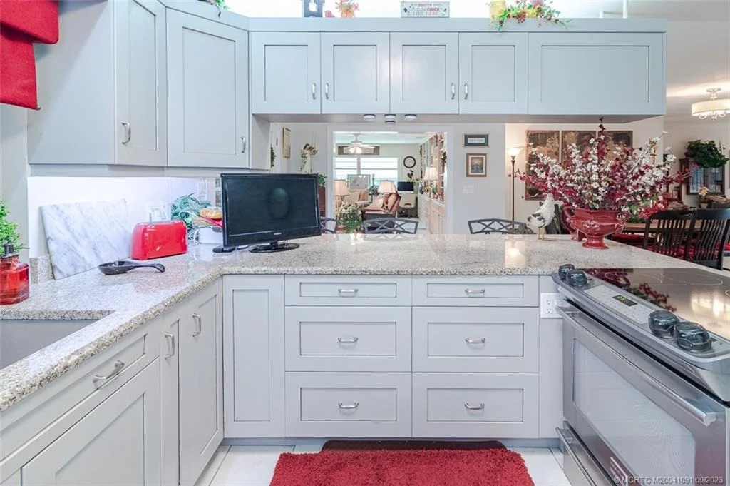 Photo of 2481 NW Everglades Boulevard