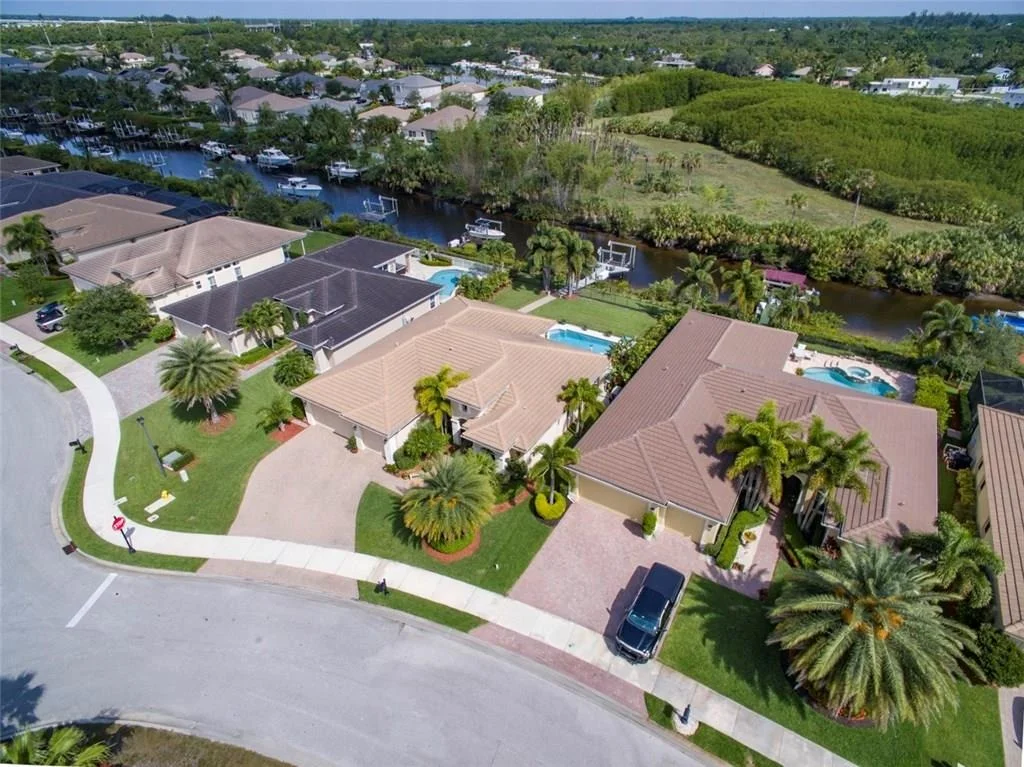 Photo of 455 SW Lost River Road