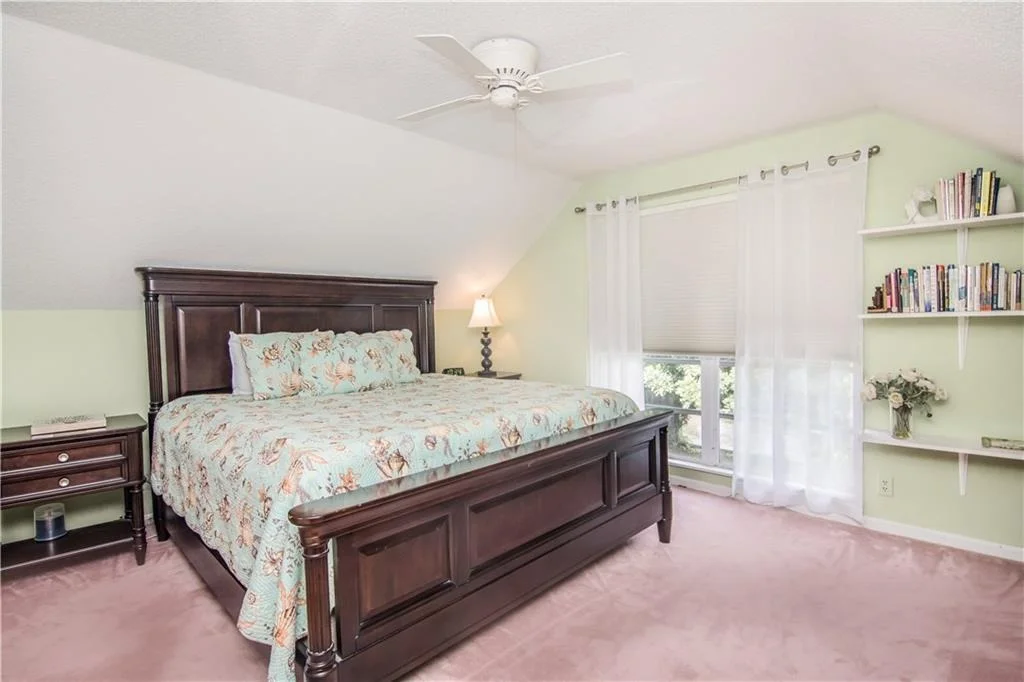 Photo of 19 Leeward Circle