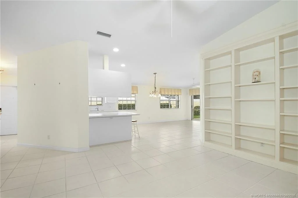 Photo of 768 SW Balmoral Trace
