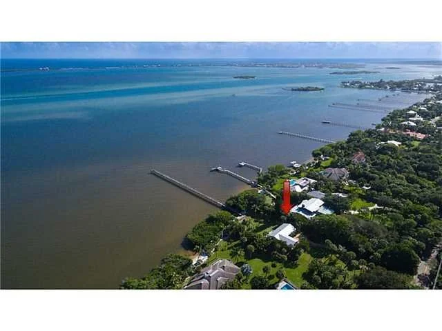 Photo of 62 S Sewalls Point Road