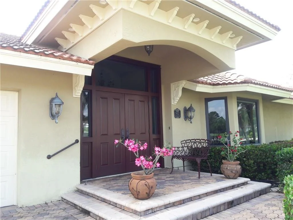 Photo of 3422 SE Fairway W