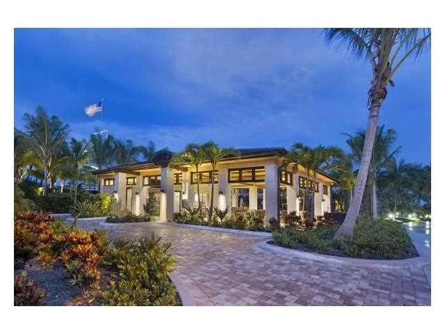 Photo of 7038 SE Harbor Circle