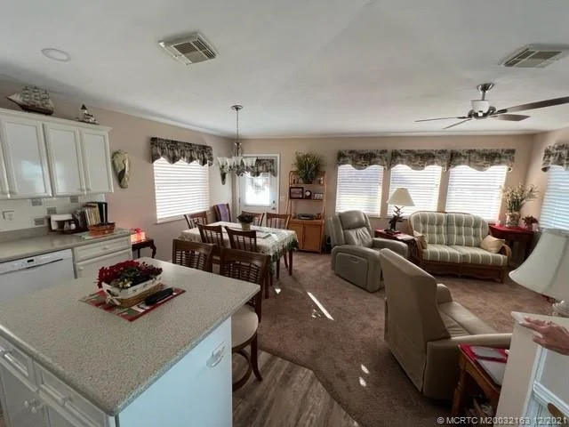 Photo of 698 Nettles Boulevard