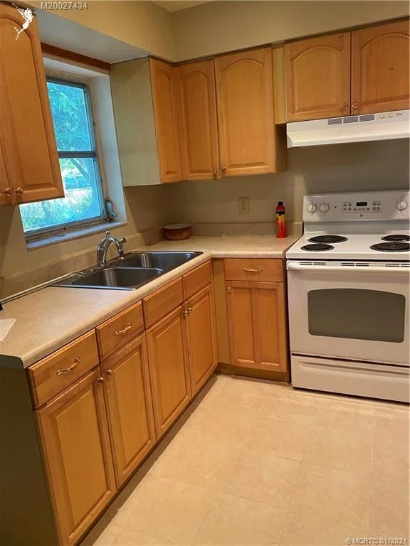 Photo of 907 SE 10th Street