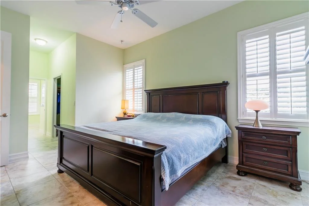 Photo of 2430 NW Hummingbird Circle