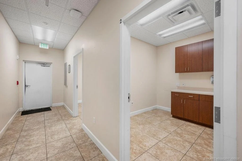 Photo of Unit H at 1713 US Highway 441 N