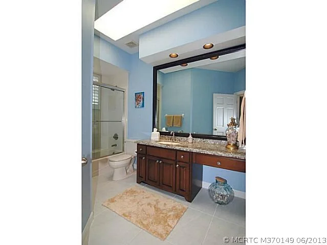 Photo of 158 S River Road