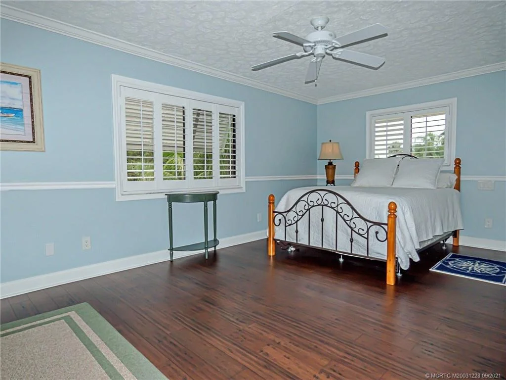 Photo of 765 SW Rustic Circle