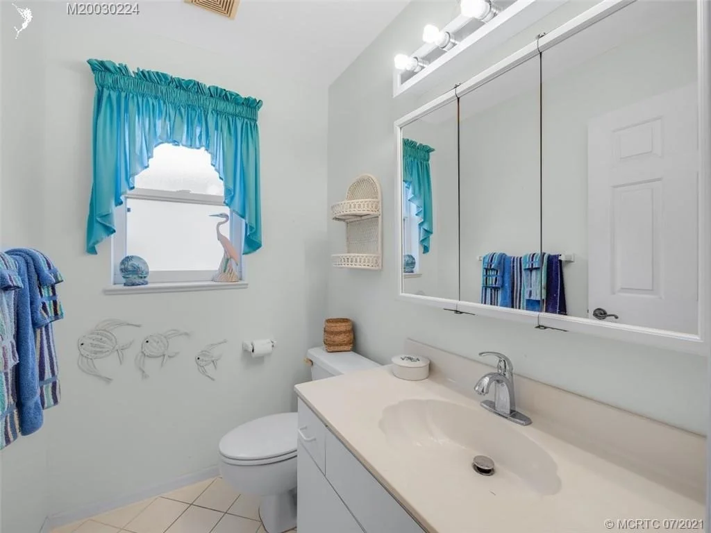 Photo of 198 Nettles Boulevard