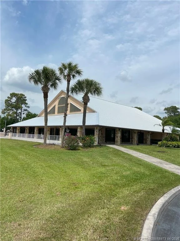 Photo of 2828 SW Toronado Trail