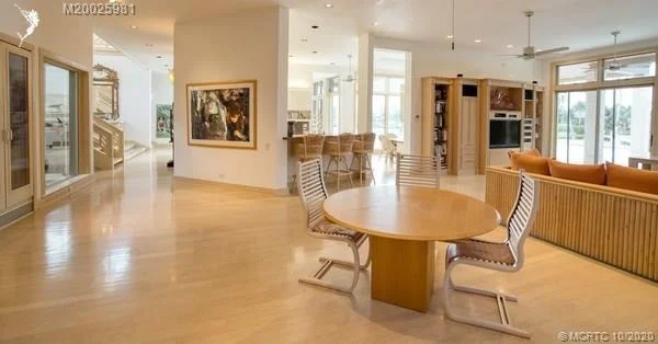 Photo of 6420 SE Harbor Circle