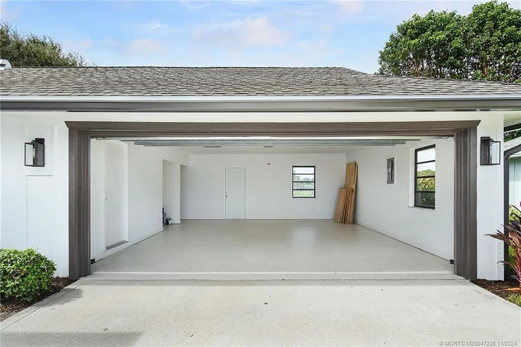Photo of 5635 SE Miles Grant Road