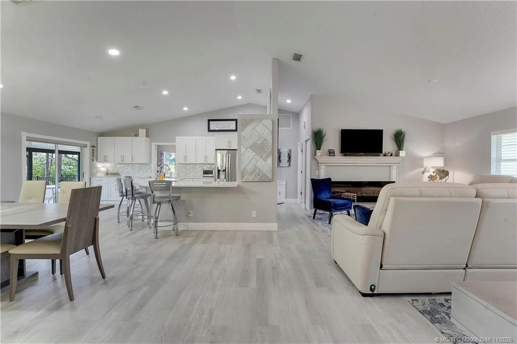 Photo of 16705 130th Avenue N
