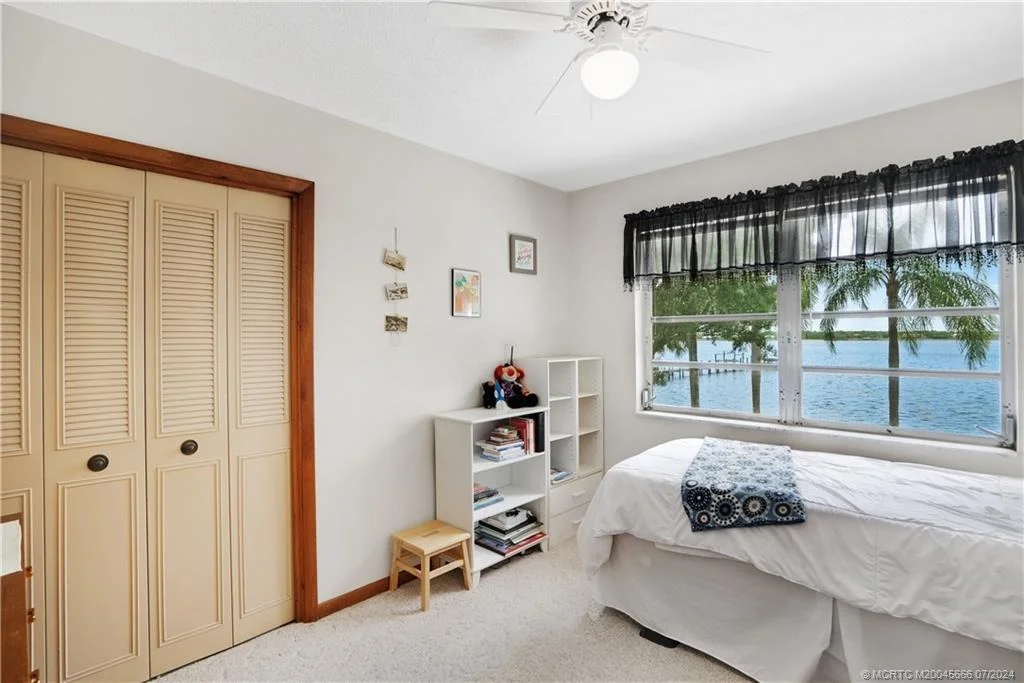 Photo of 1809 NW Bright River Point