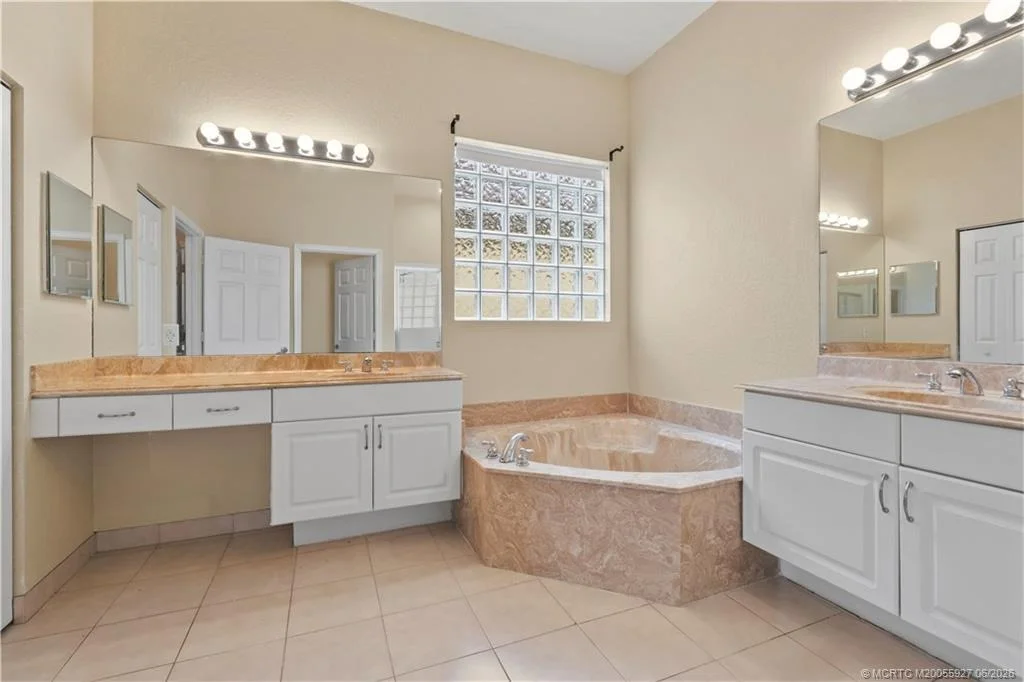 Photo of 2968 SE Racoon Way